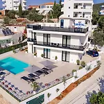 Crystal 13 * Ksamil