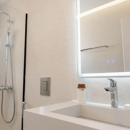 Villa Crystal 13 *