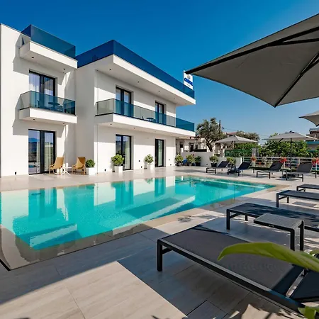 Crystal 13 Villa